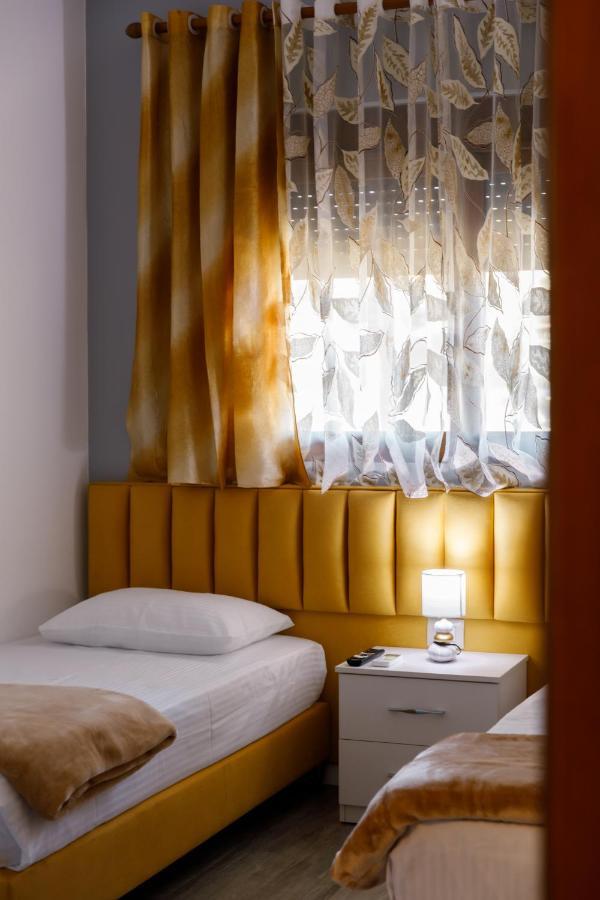 The Luxe Apartments Gjirokastër Esterno foto