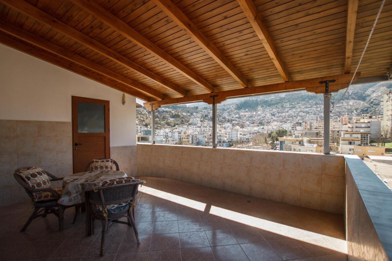 The Luxe Apartments Gjirokastër Esterno foto