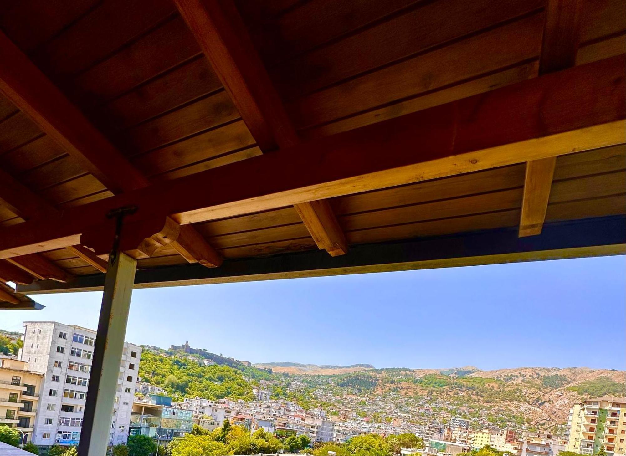 The Luxe Apartments Gjirokastër Esterno foto